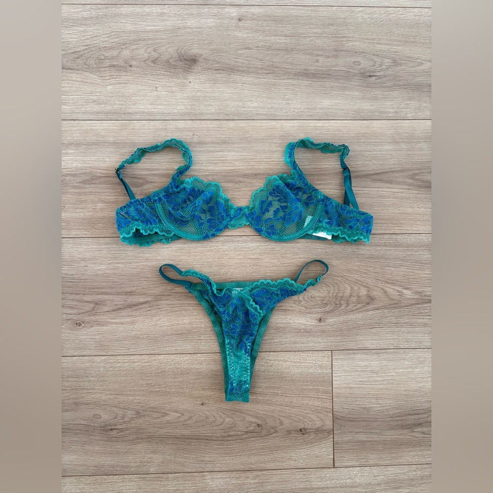 Teal and Blue Lace Lingerie Set